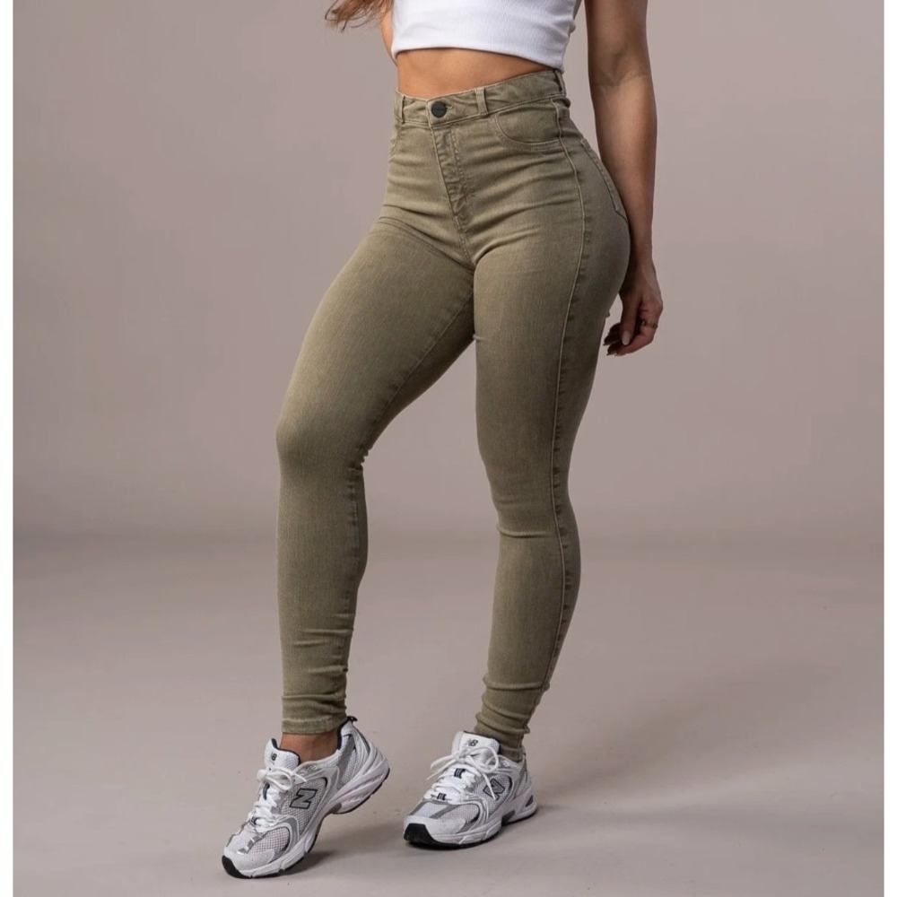 FITJEANS Womens Contour High Waisted Skinny Jeans Green Size Medium Stretch Slim